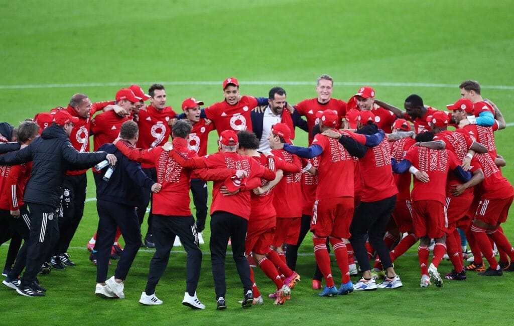 Bayern slaví titul