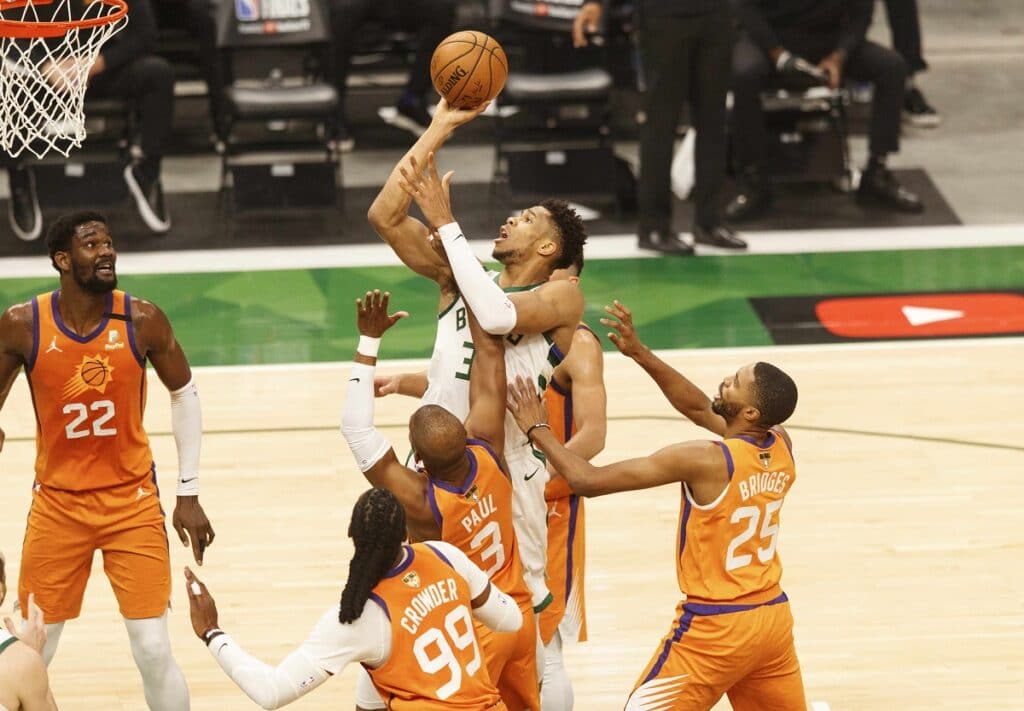 NBA: Bucks vs. Suns