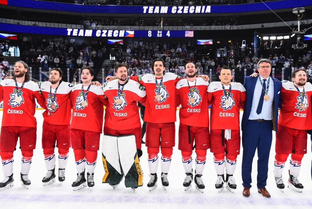 IIHF - Češi slaví bronz