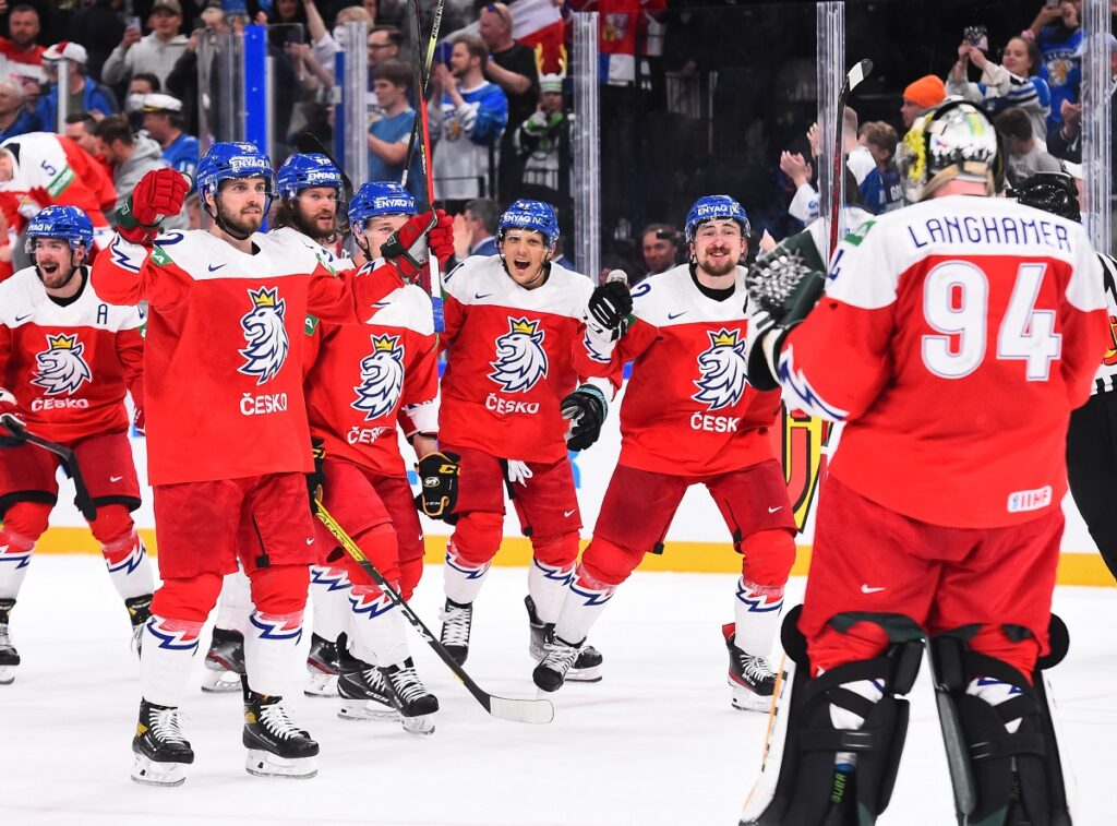 IIHF - Češi slaví bronz