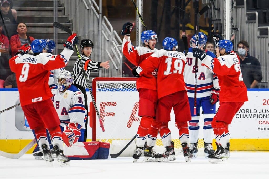 IIHF Juniors - USA vs. Česko