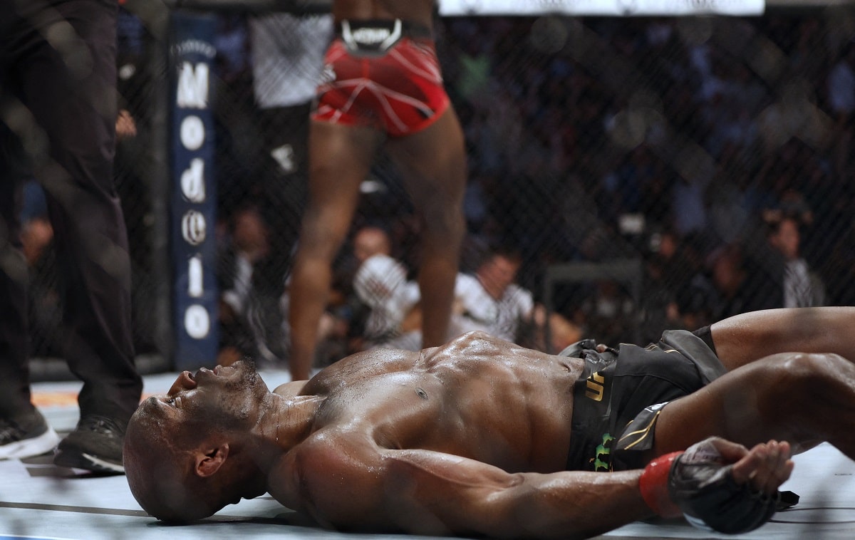 Usman 2 Rk Šok. UFC po 1267 dnech oslavuje nového vládce, skoro 10 let neporažený ...