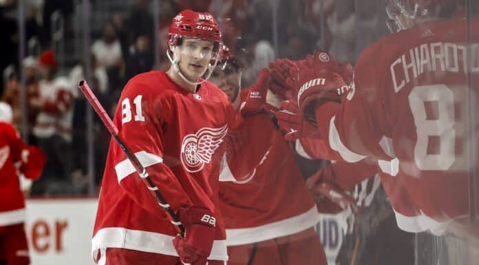 Místo Detroitu přesun na sever. Kubalík v NHL potřetí mění dres