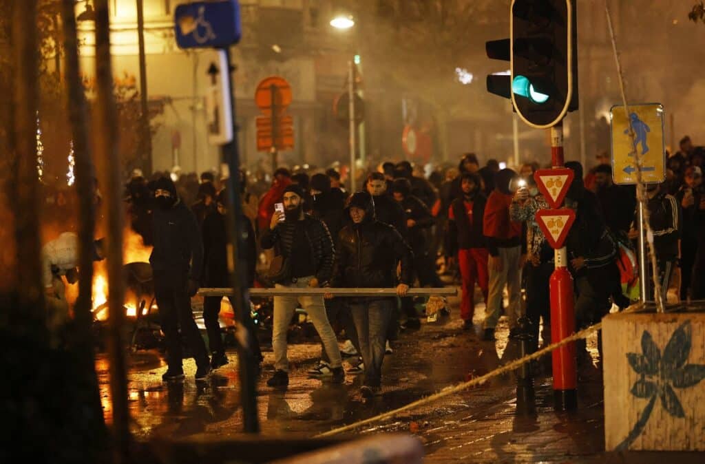 Nepokoje v Bruselu po zápase Belgie s Marokem