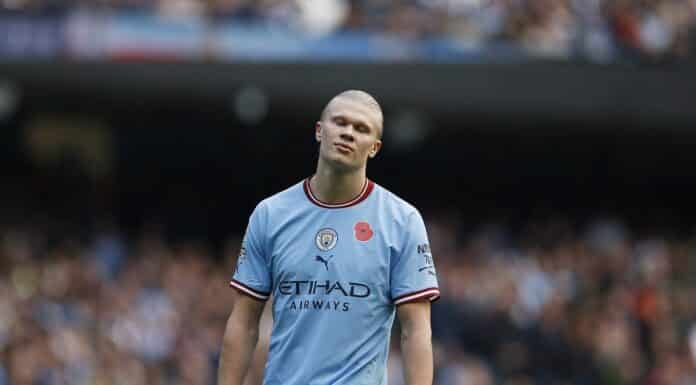 Třeba pro Haalanda není Manchester City ideální klub, šokoval Carragher