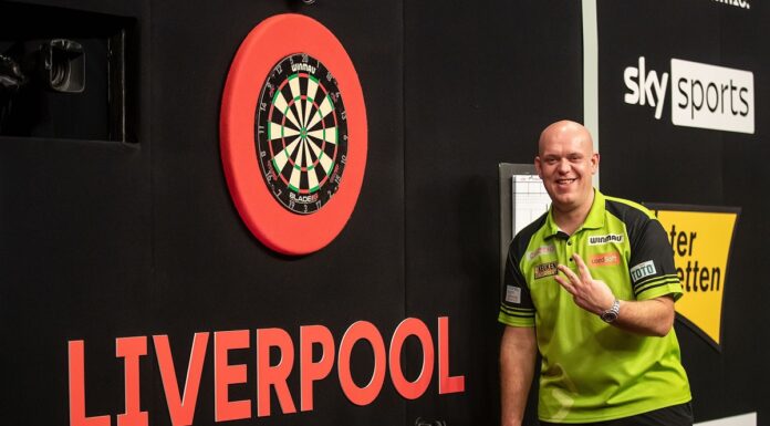 Nadvláda trvá. Van Gerwen vyhrál už třetí večer Premier League po sobě