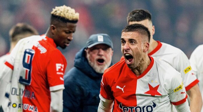 Slavia otočila vypjatý souboj s Plzní, Sparta s klidem loupila na půdě Ostravy