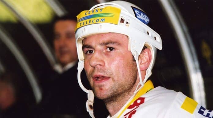 30 let extraligy. 2003: Slávistická první radost. Fantom Málek a živel Duda