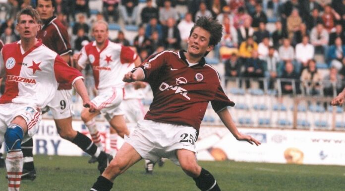Historie ligy. 2000: Rosický na scéně, 5:1 v derby pro Spartu