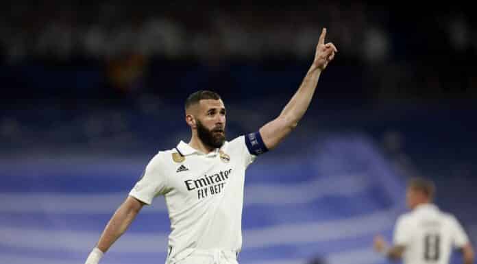 Kat Angličanů. Benzema dalším gólem pokořil Chelsea a Real je blíž postupu