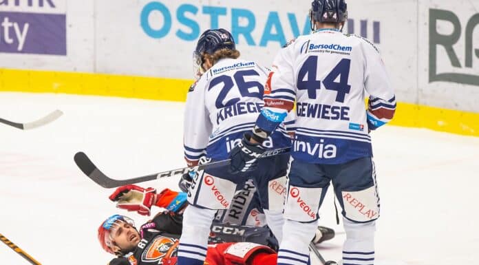 Vítkovický obrat znamená další klíčový krok. Hradec padl ve druhém prodloužení