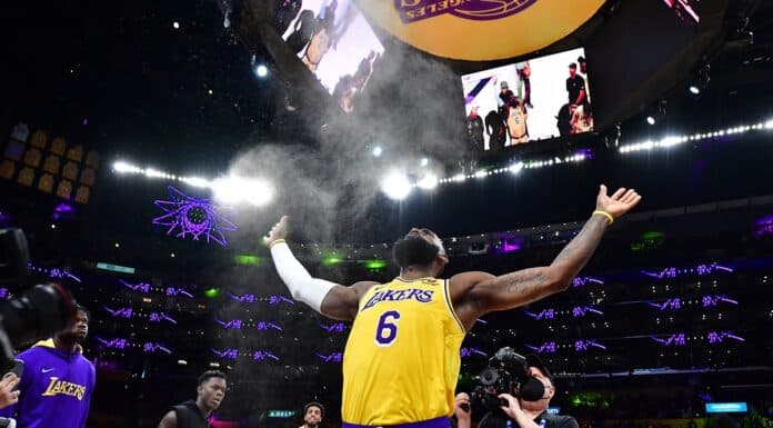 Přímý postup pro LeBrona a Krejčího Atlantu. Play off NBA dostává tvář