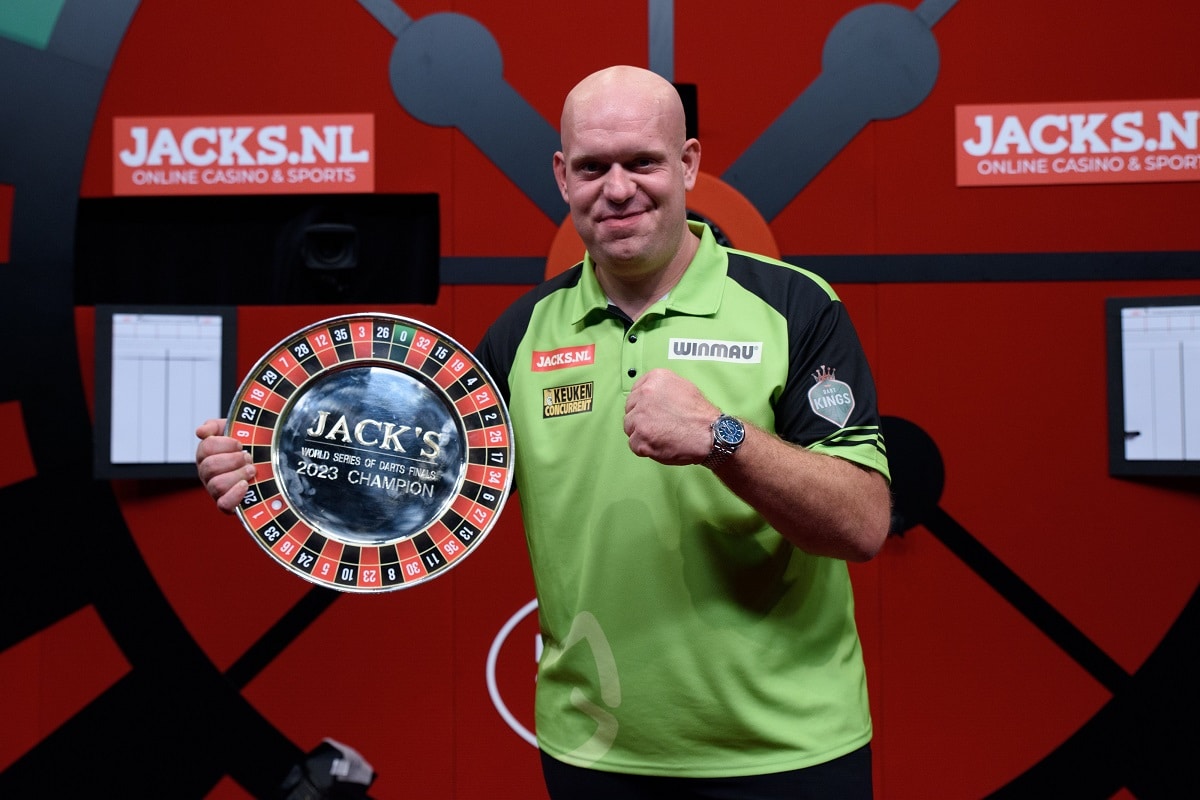 Devítkou až k titulu. Famózní van Gerwen má další trofej - Sports News 24